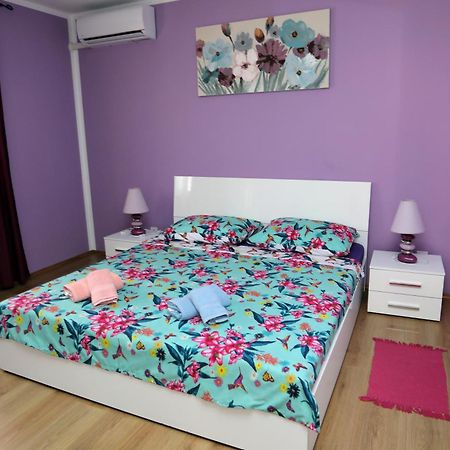Apartman Modry Pula Exterior photo
