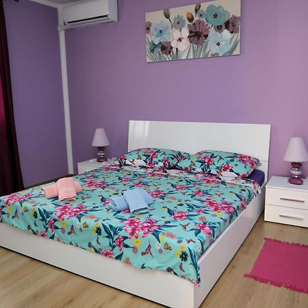 Apartman Modry Pula Exterior photo